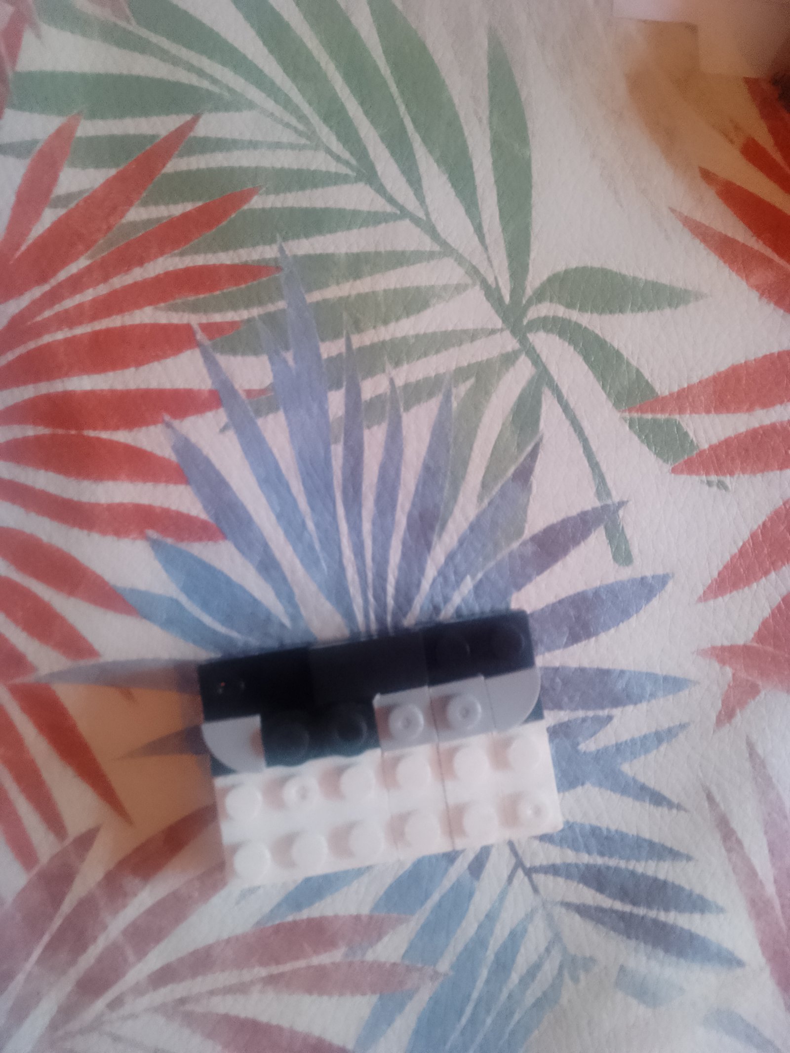 Piano.  Mini